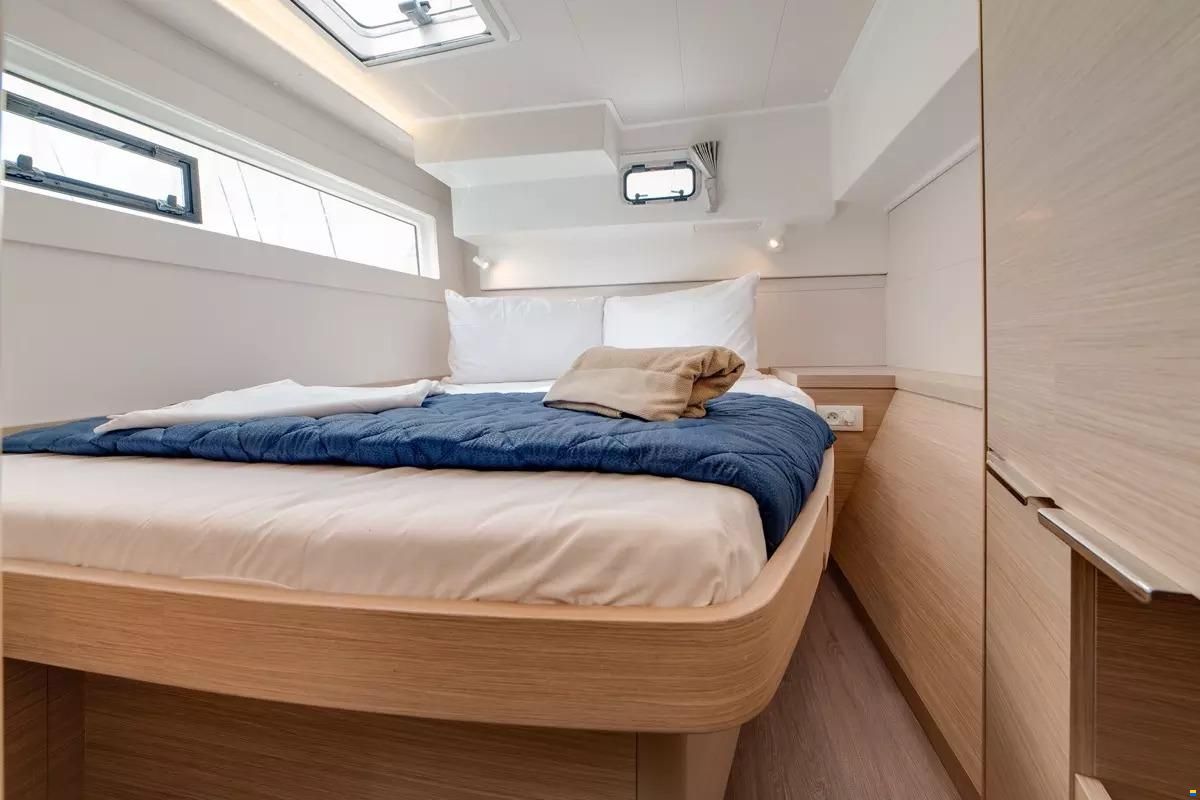 Lagoon 40