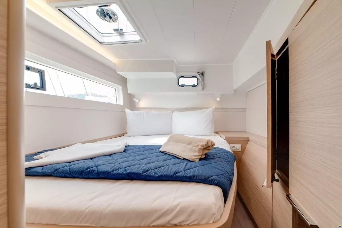 Lagoon 40