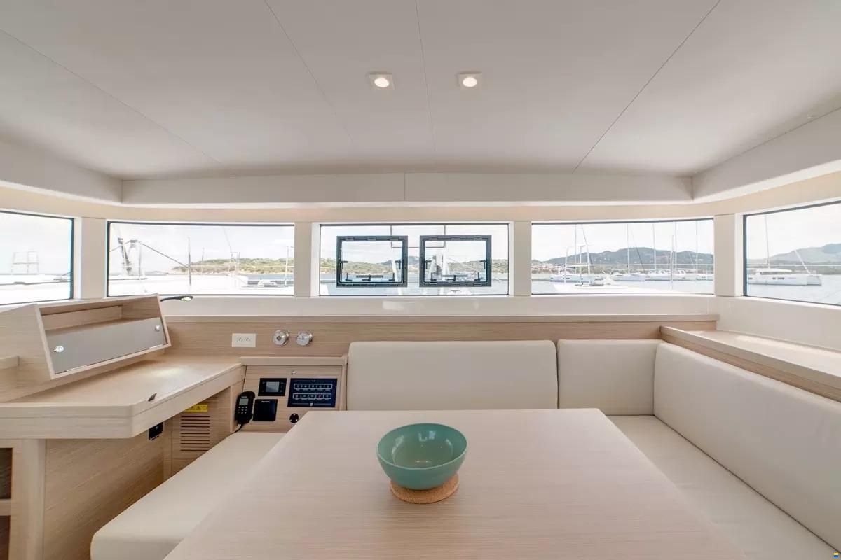 Lagoon 40