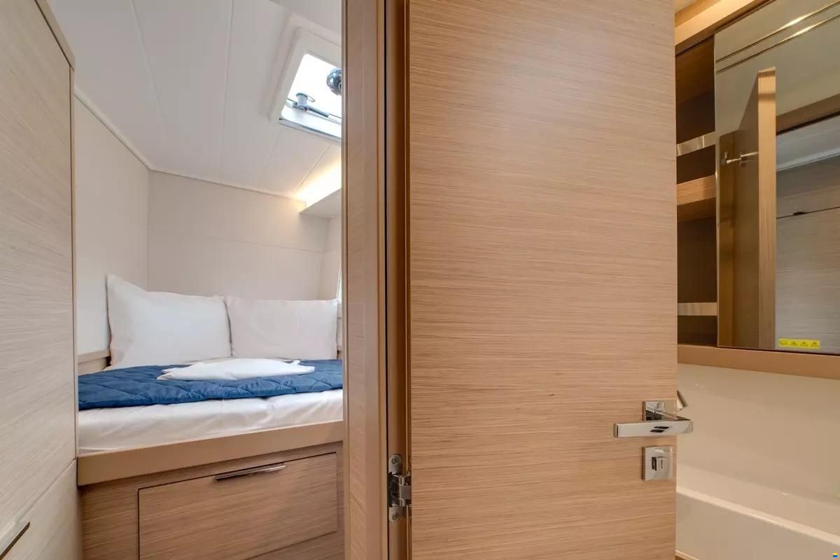 Lagoon 40