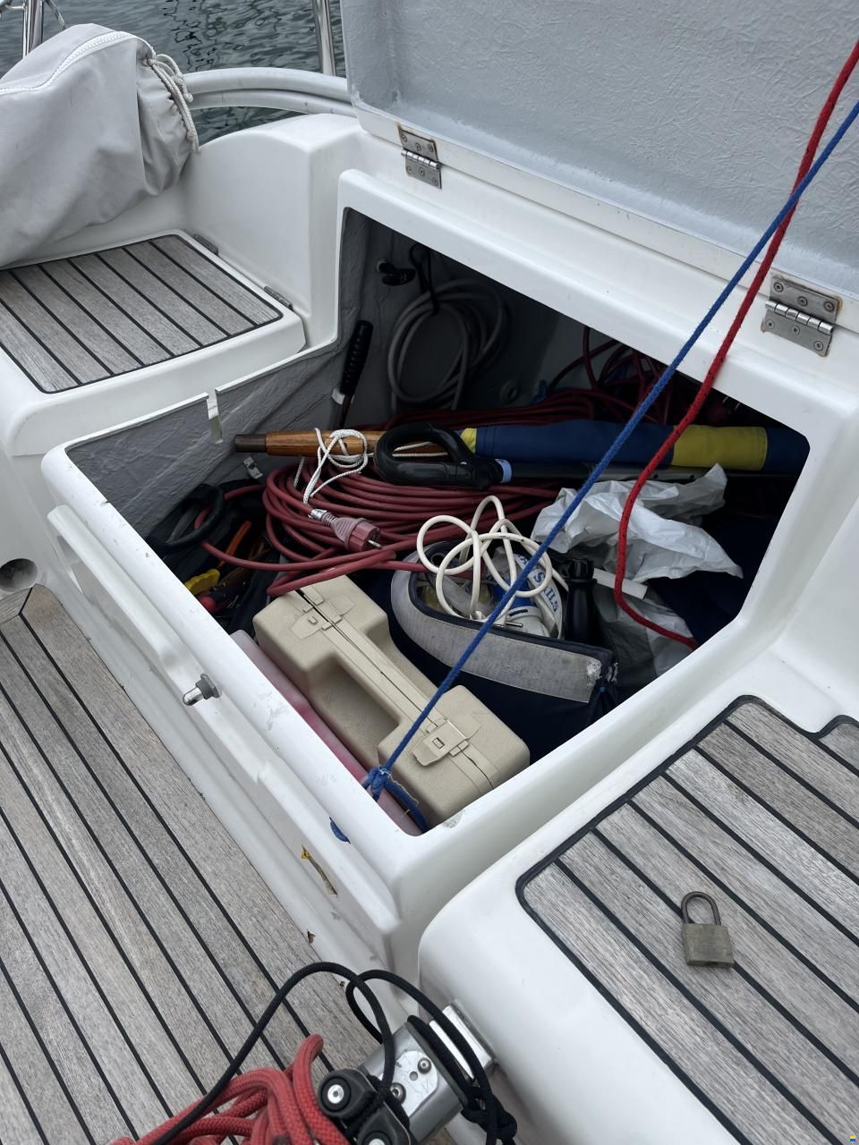Beneteau First 33,7