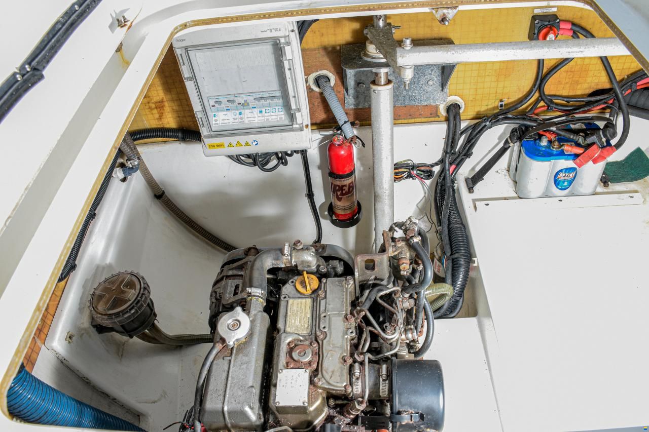 Fountaine Pajot Lucia 40