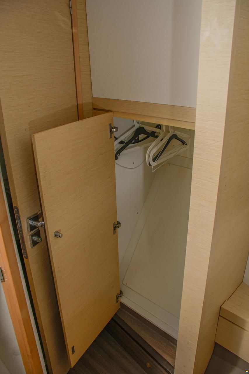 Fountaine Pajot Lucia 40