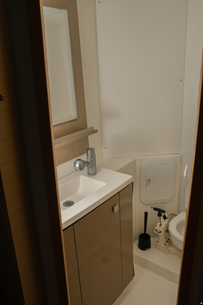 Fountaine Pajot Lucia 40
