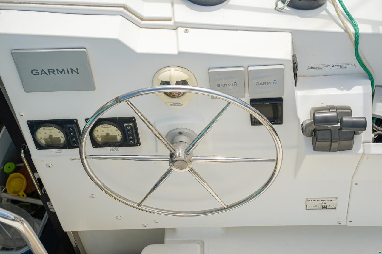 Fountaine Pajot Lucia 40
