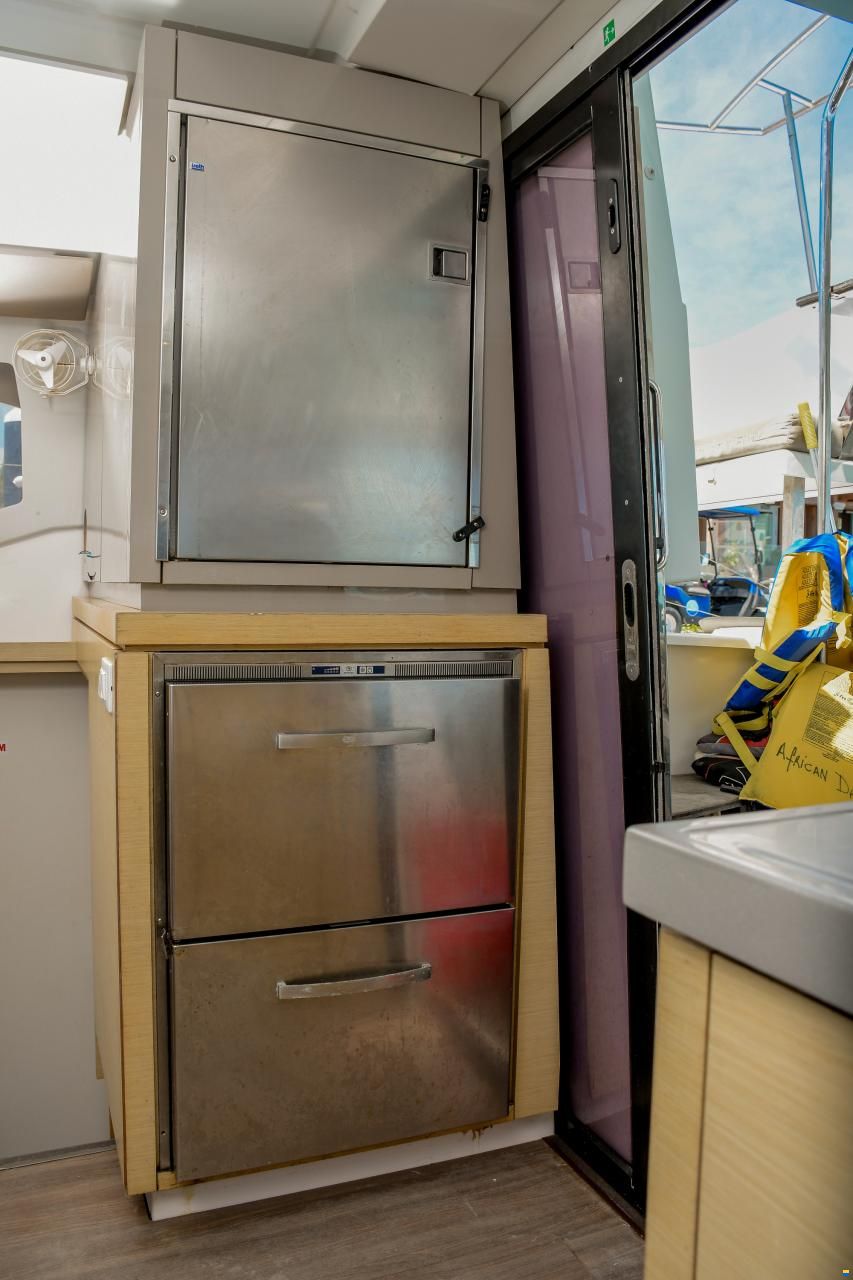 Fountaine Pajot Lucia 40