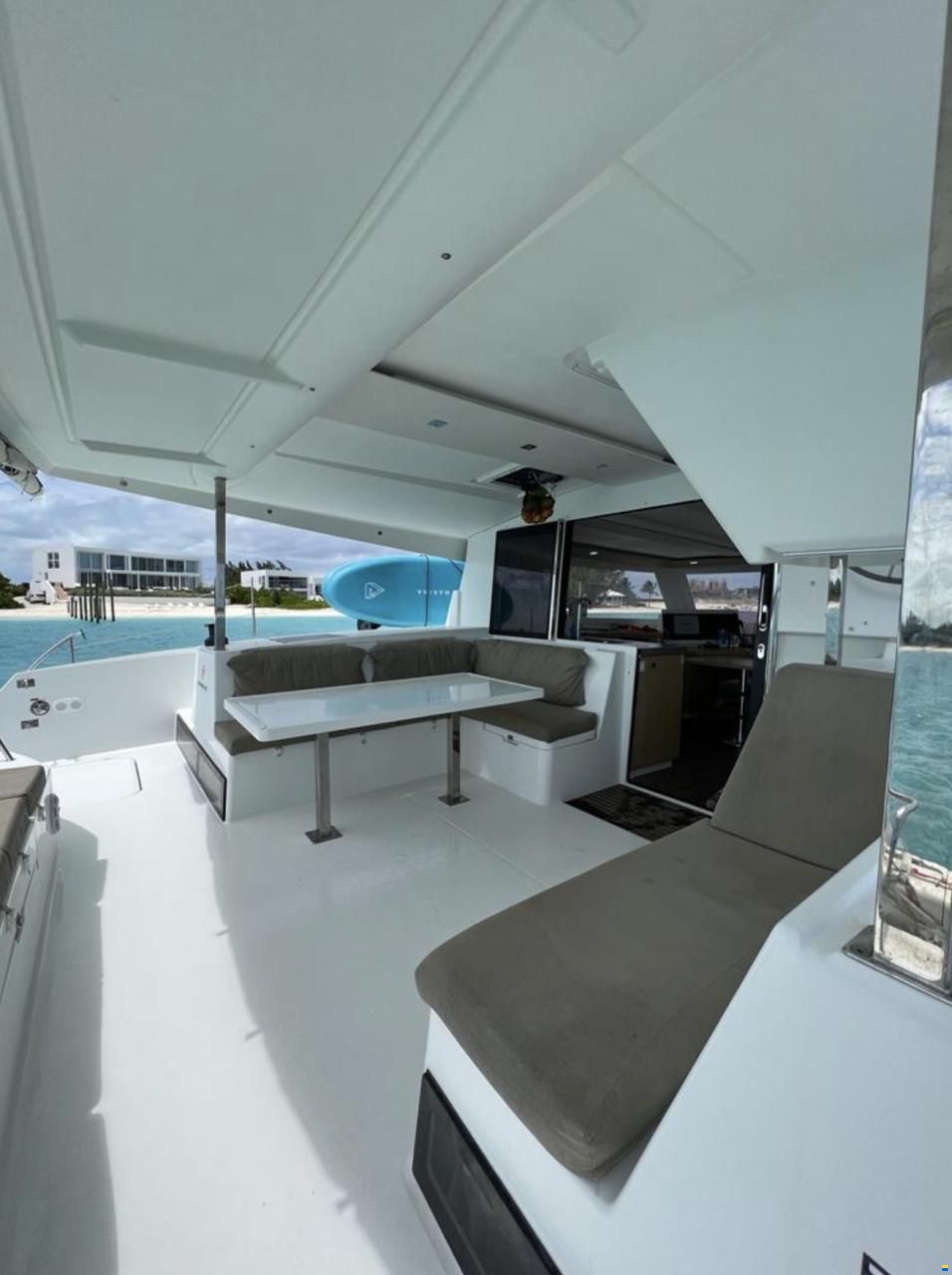 Fountaine Pajot Lucia 40