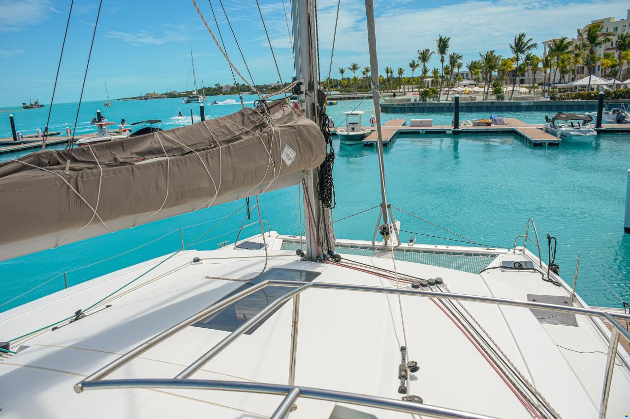 Fountaine Pajot Lucia 40
