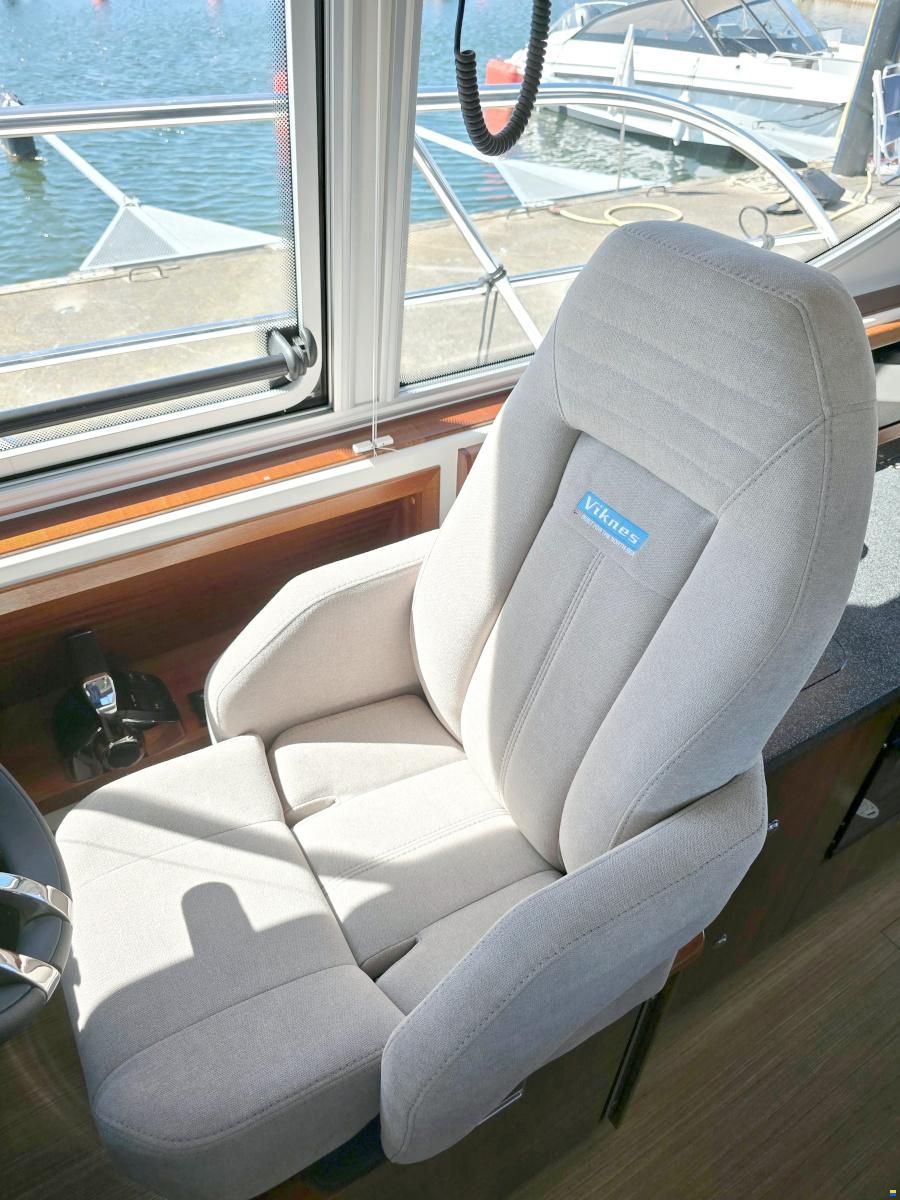 Viknes 1030 HT Panorama 2026