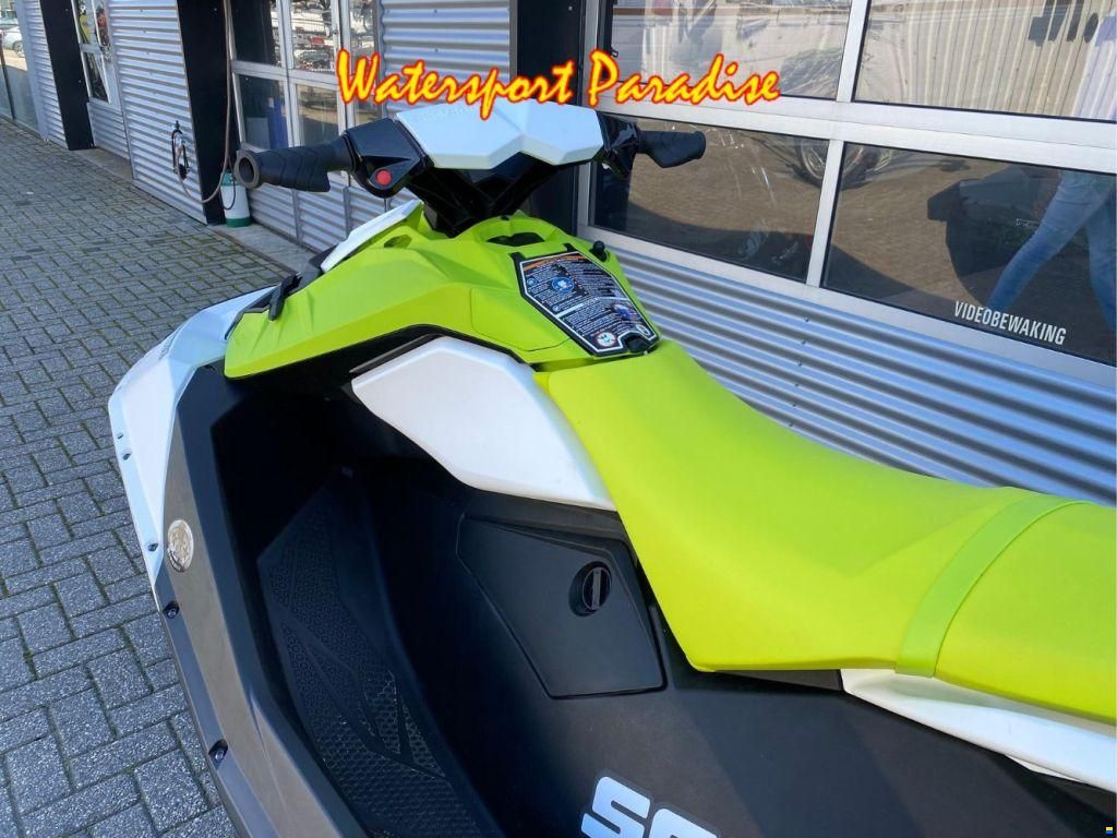 Sea-Doo Spark 90 2-UP