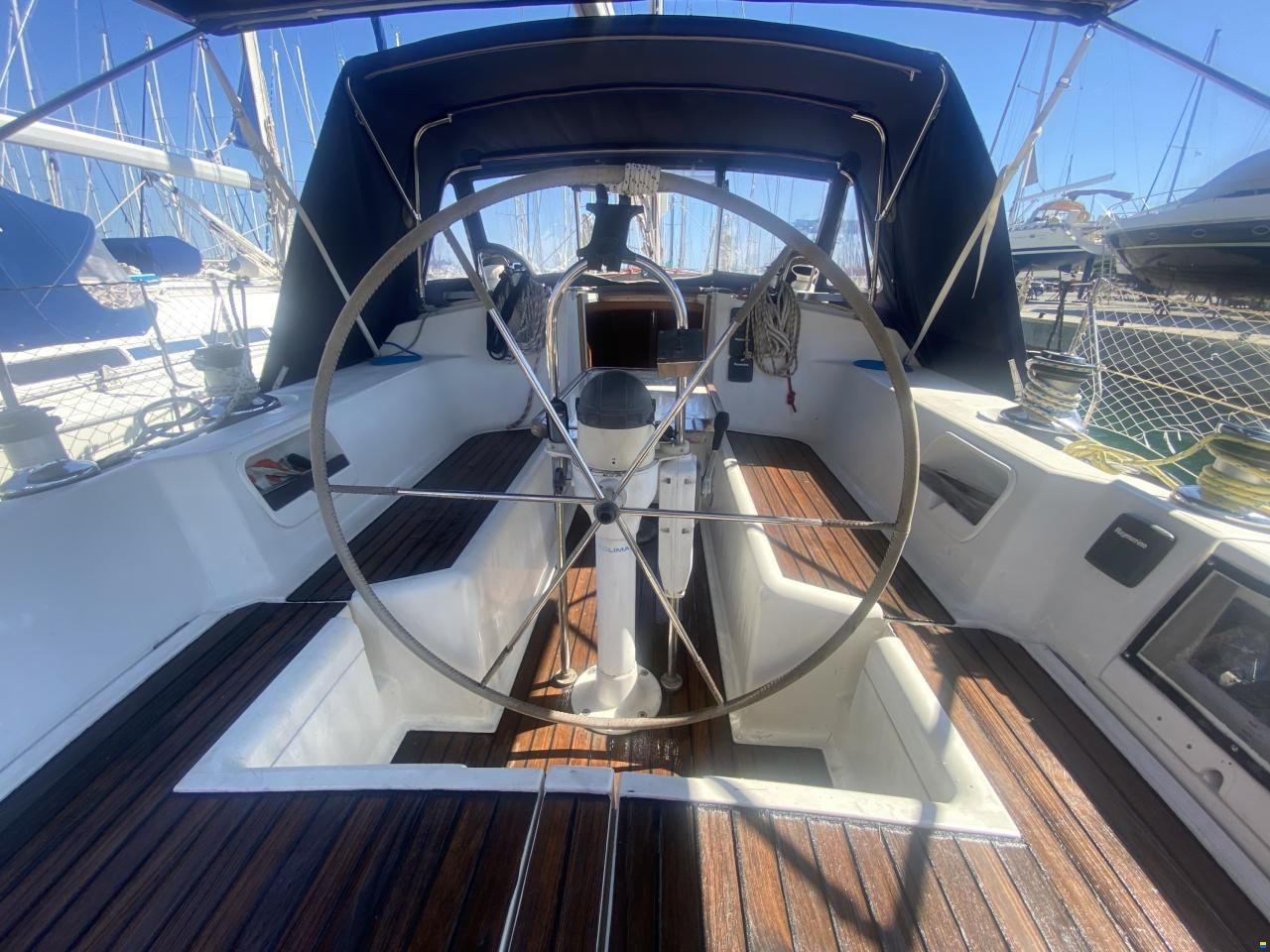 Jeanneau Voyage 12.5