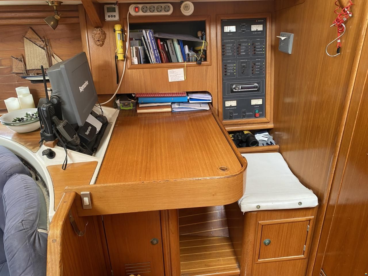 Jeanneau Voyage 12.5