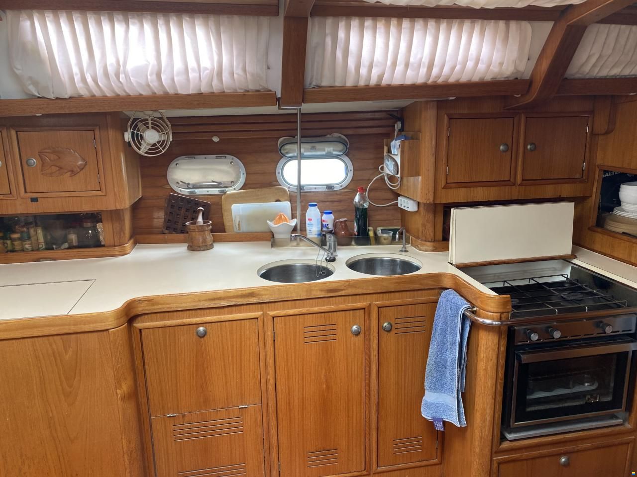 Jeanneau Voyage 12.5
