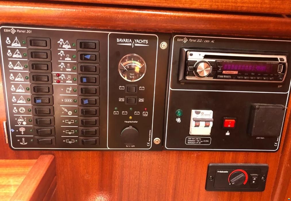 Bavaria Cruiser 32