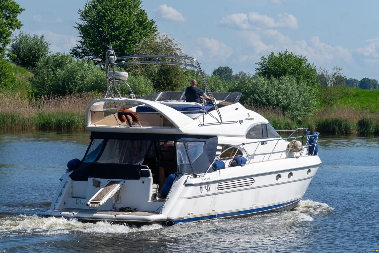 Fairline 55 Squadron