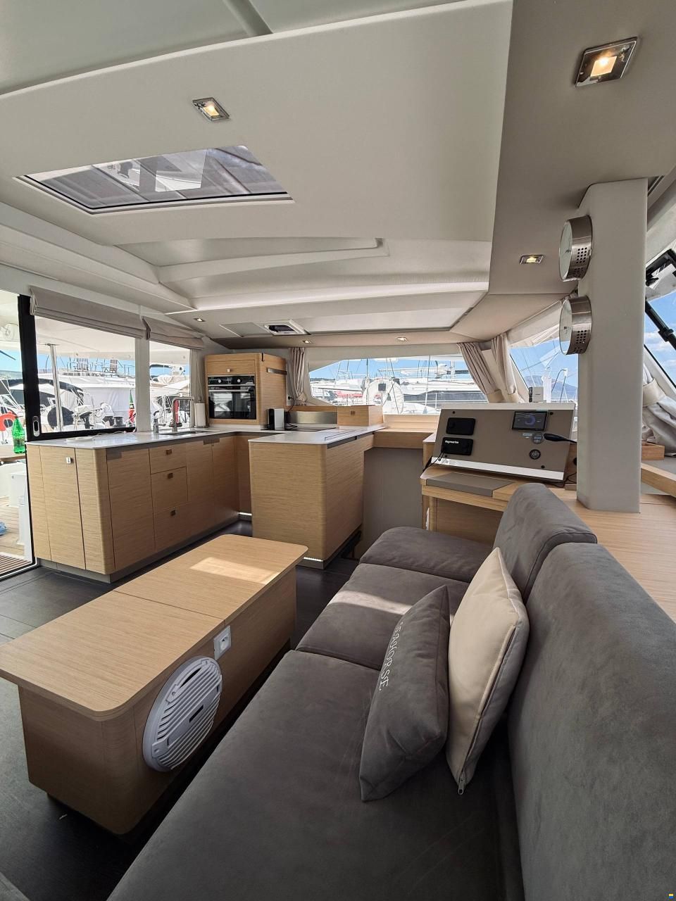 Fountaine Pajot Astrea 42 Maestro