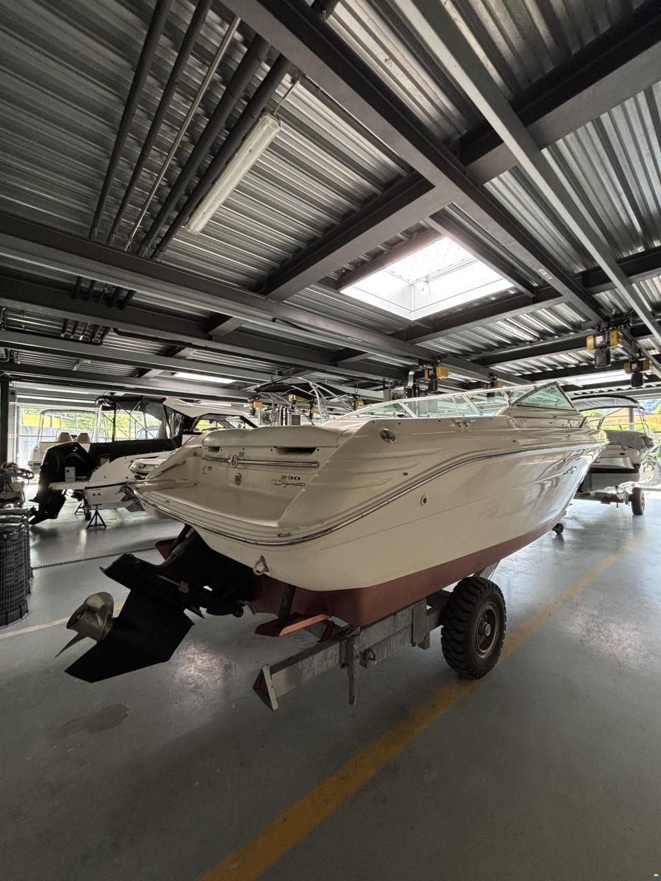 Sea Ray 230 OSE