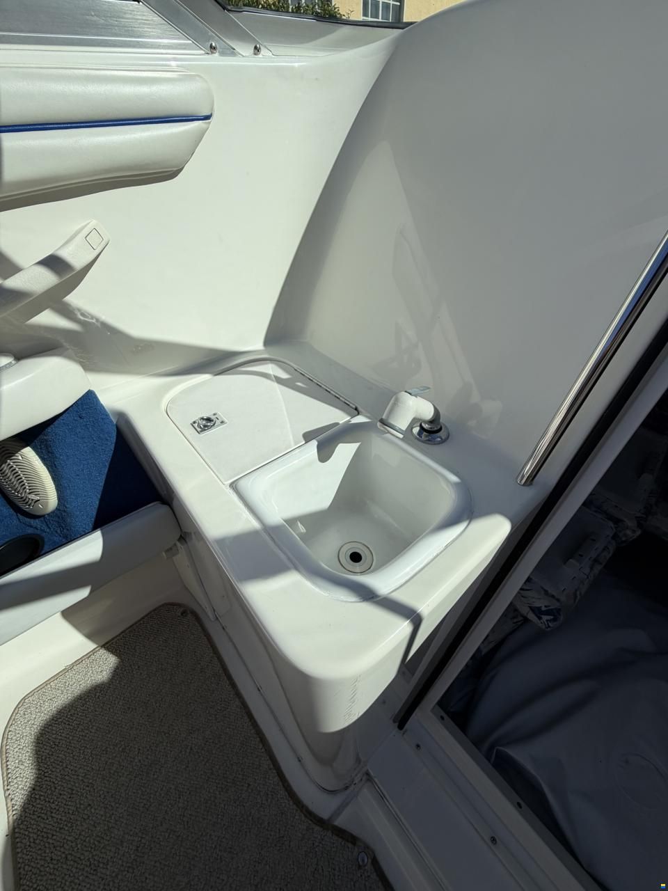 Sea Ray 230 OSE