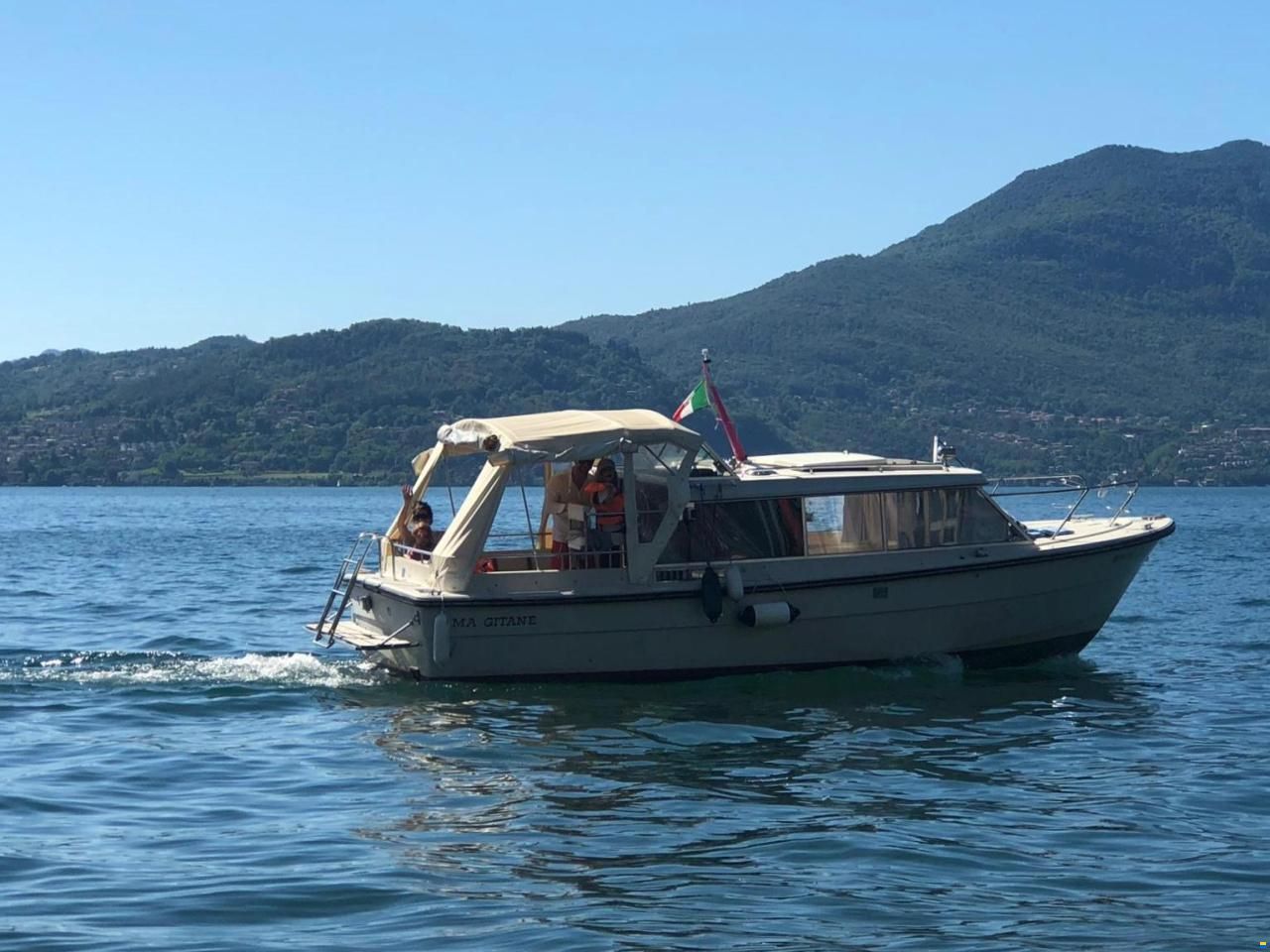 KMV Plesir 27
