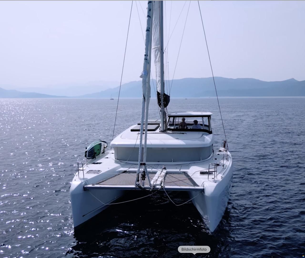 Lagoon 42