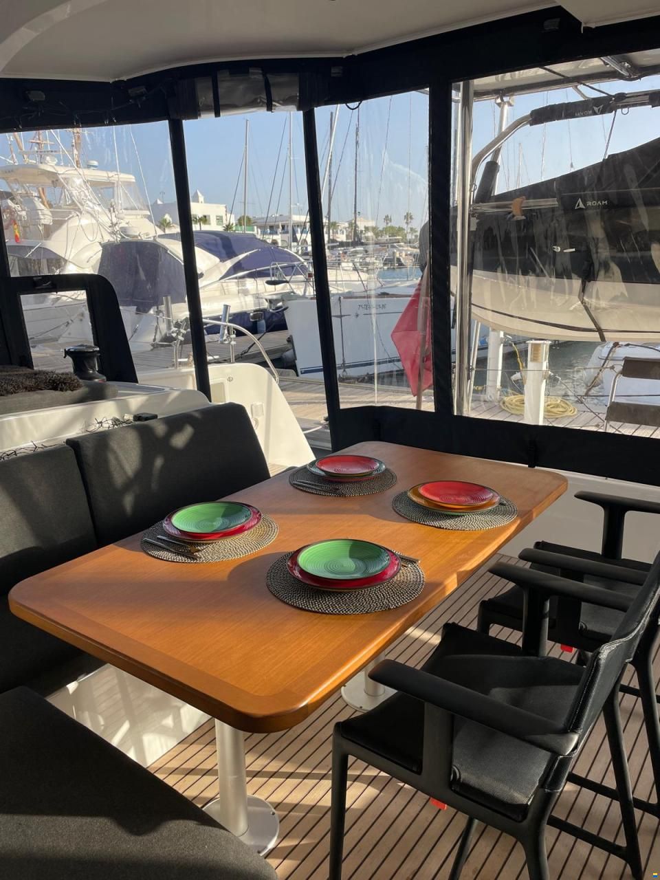 Lagoon 42
