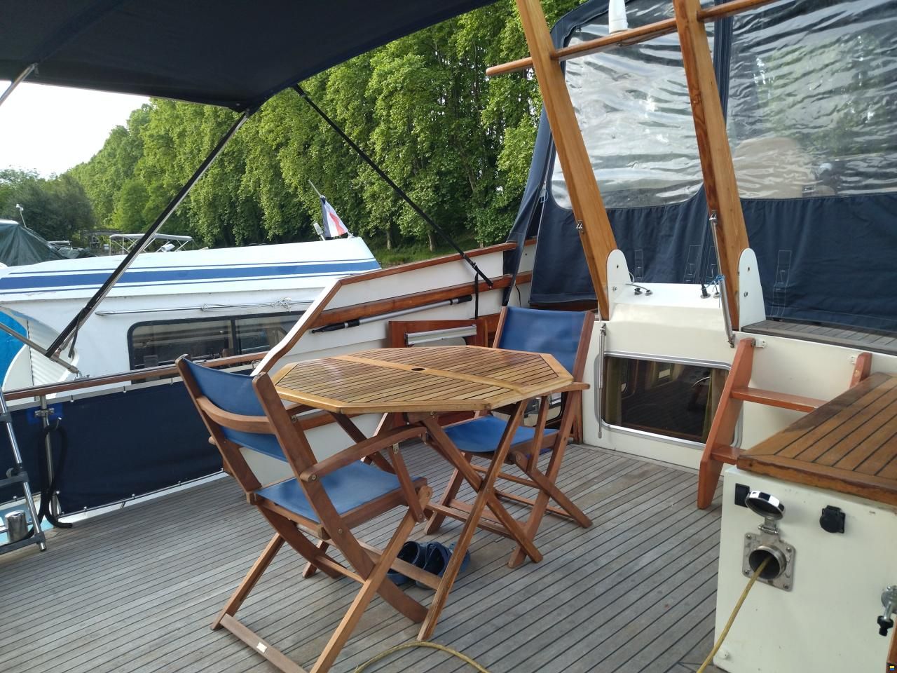 Valkkruiser FLY 42