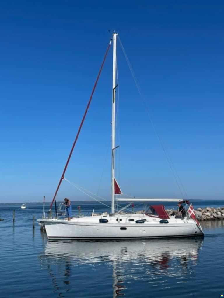 Dufour gib sea
