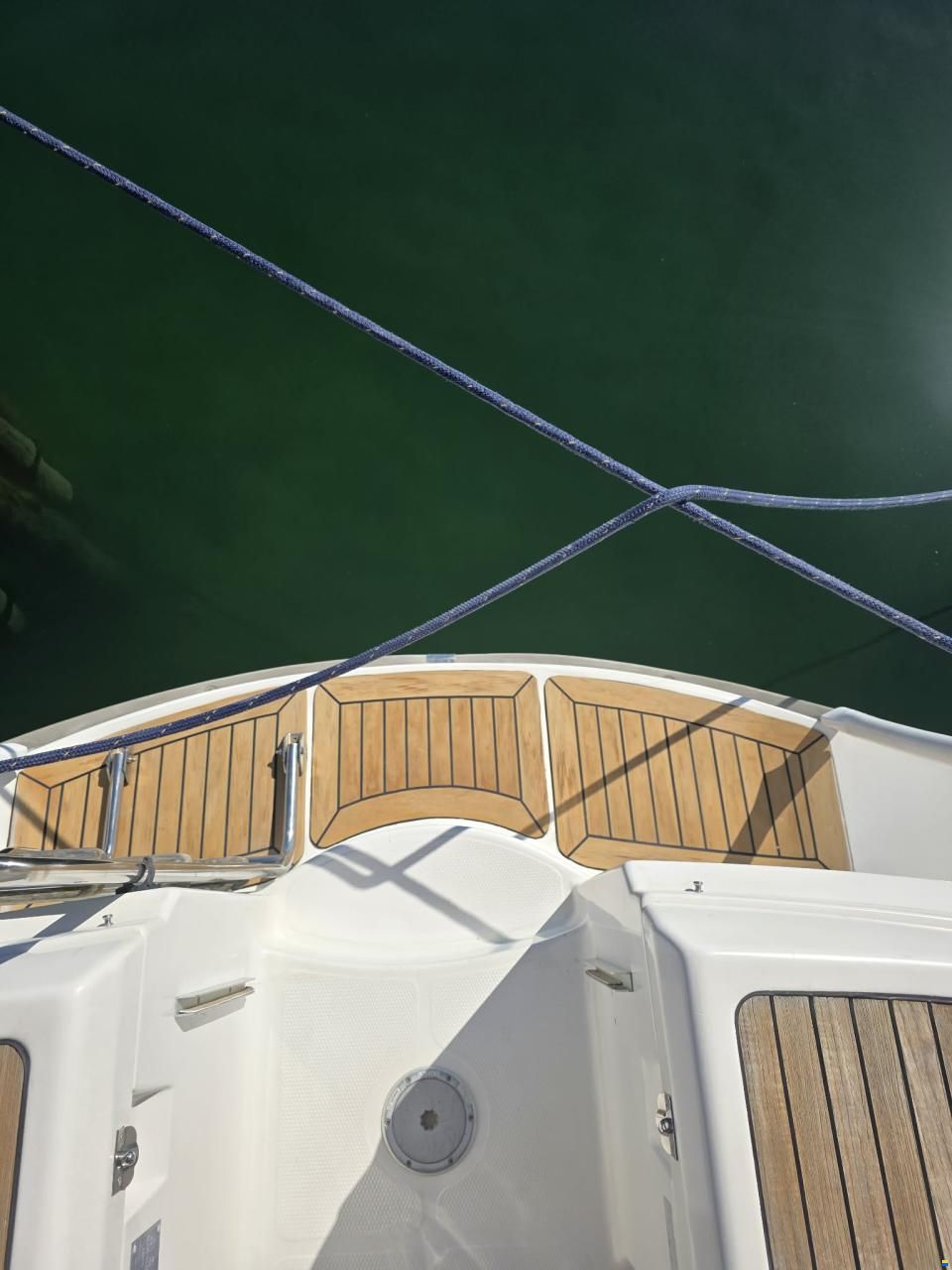 Dufour gib sea