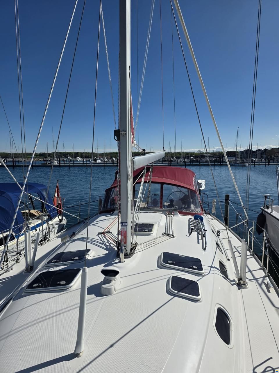 Dufour gib sea