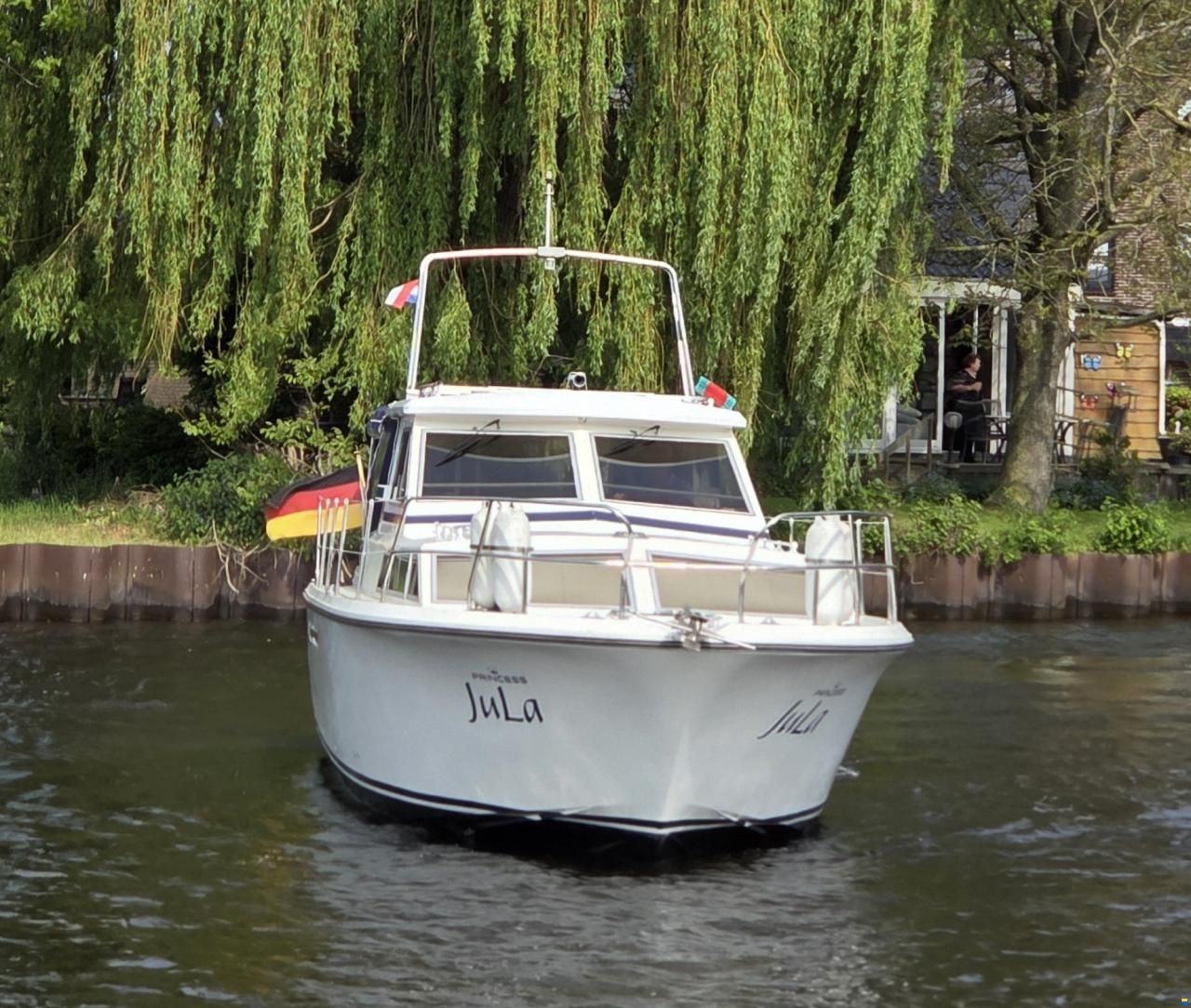 Princess 33