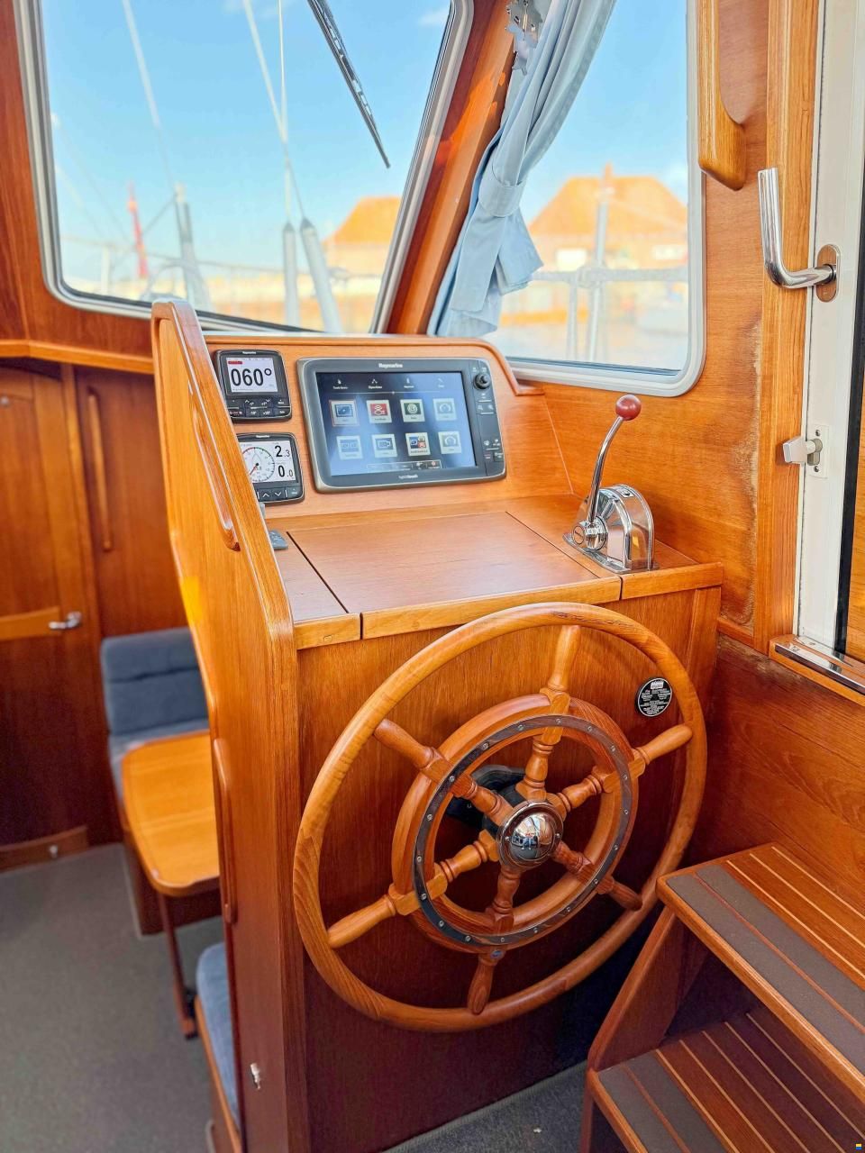 Nauticat 441