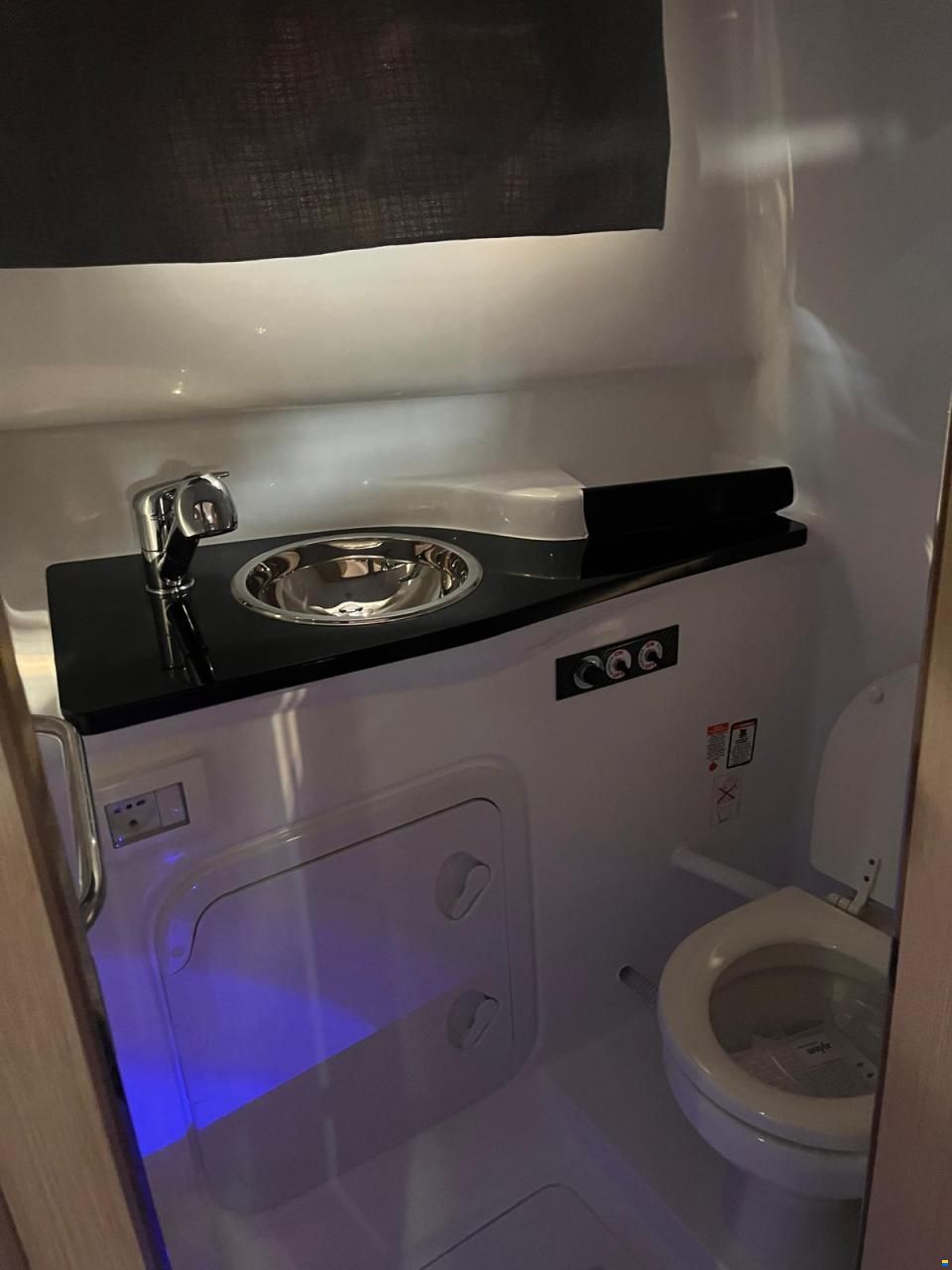 Saver 750 Cabin
