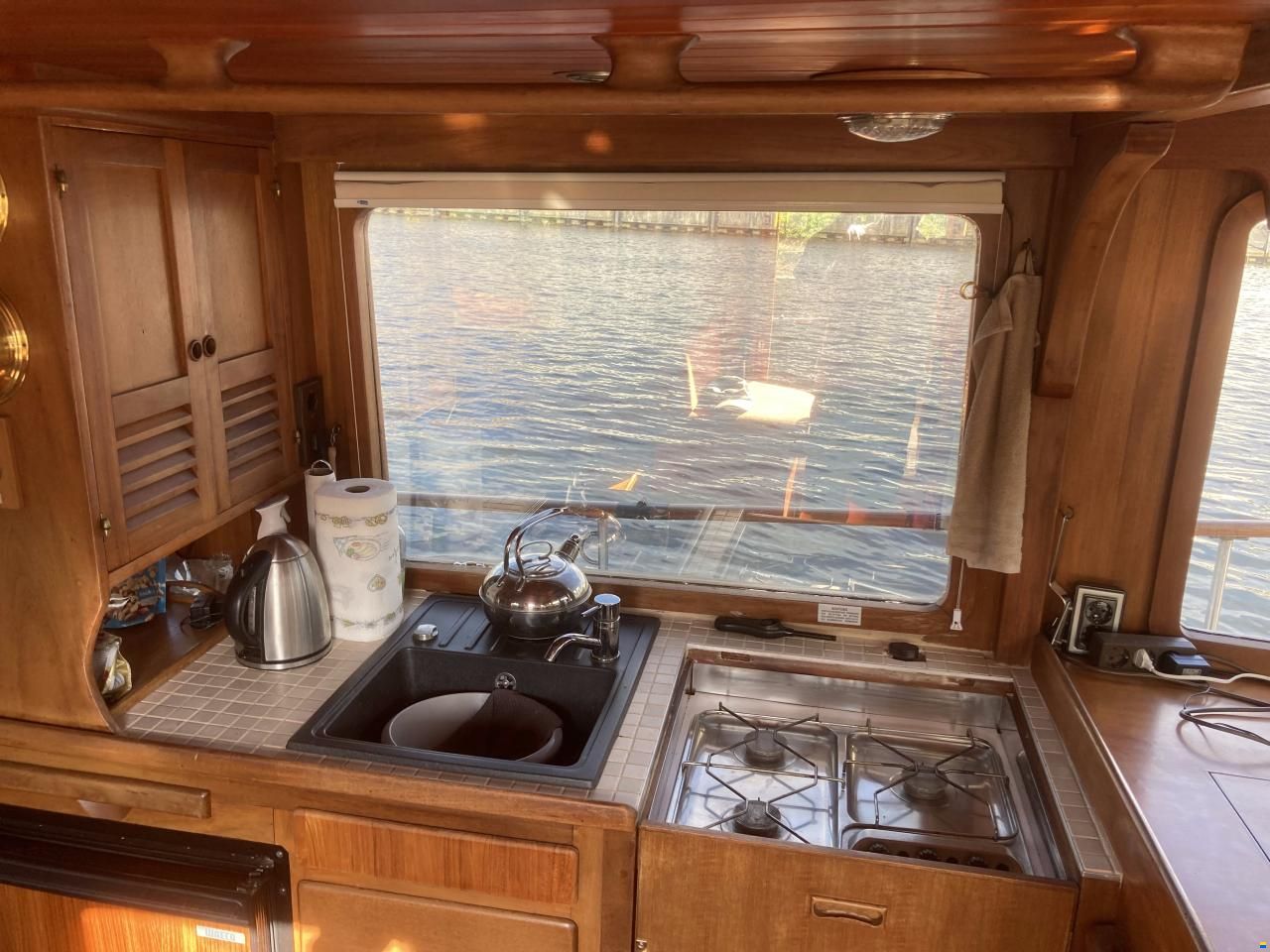 AMS Marine Trawler 34 DC