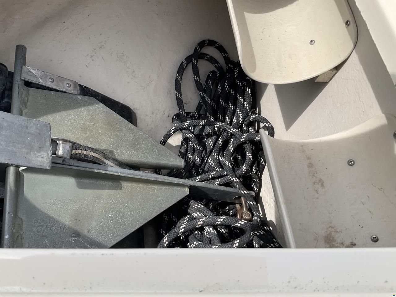 Sea Ray 240 SSE