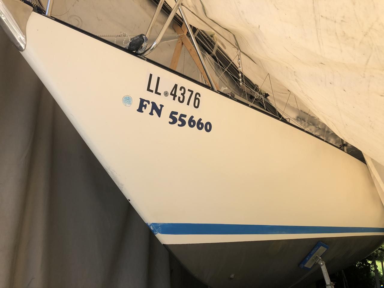 Bianca 28