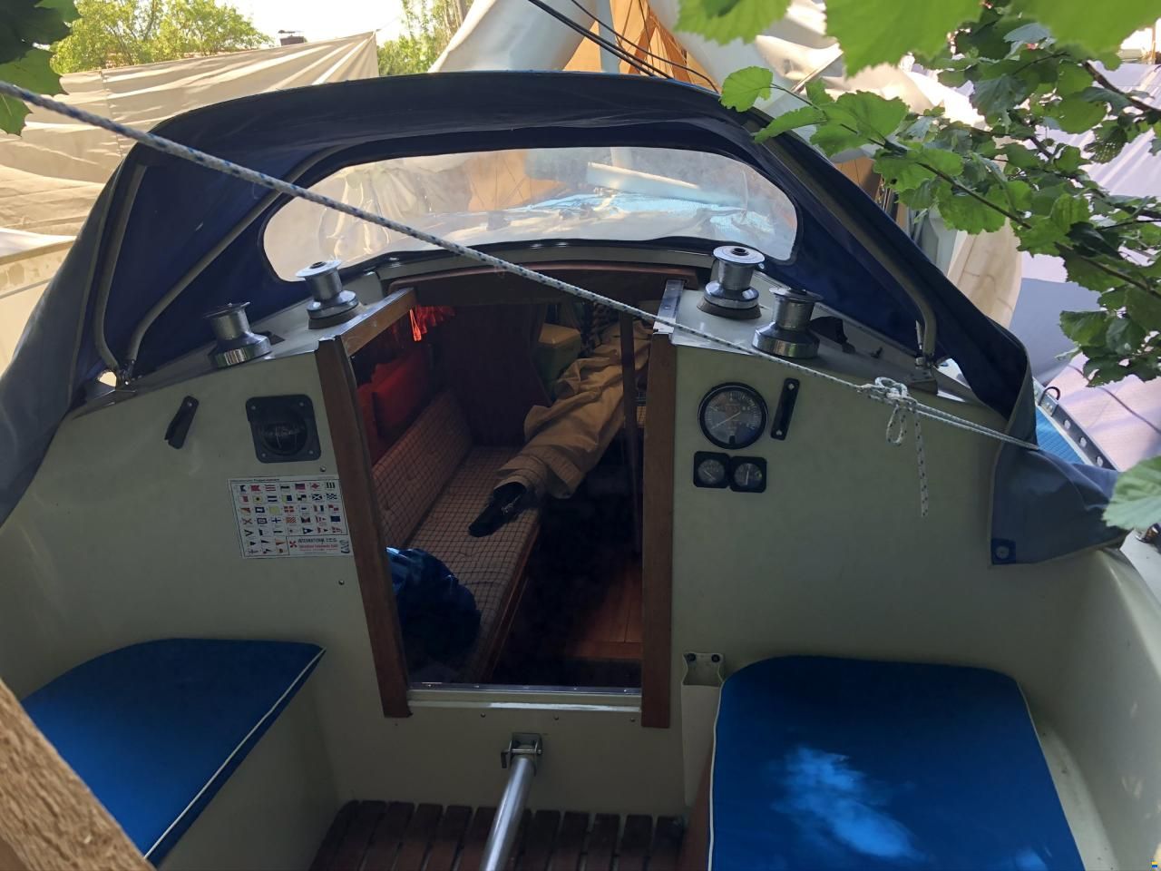 Bianca 28