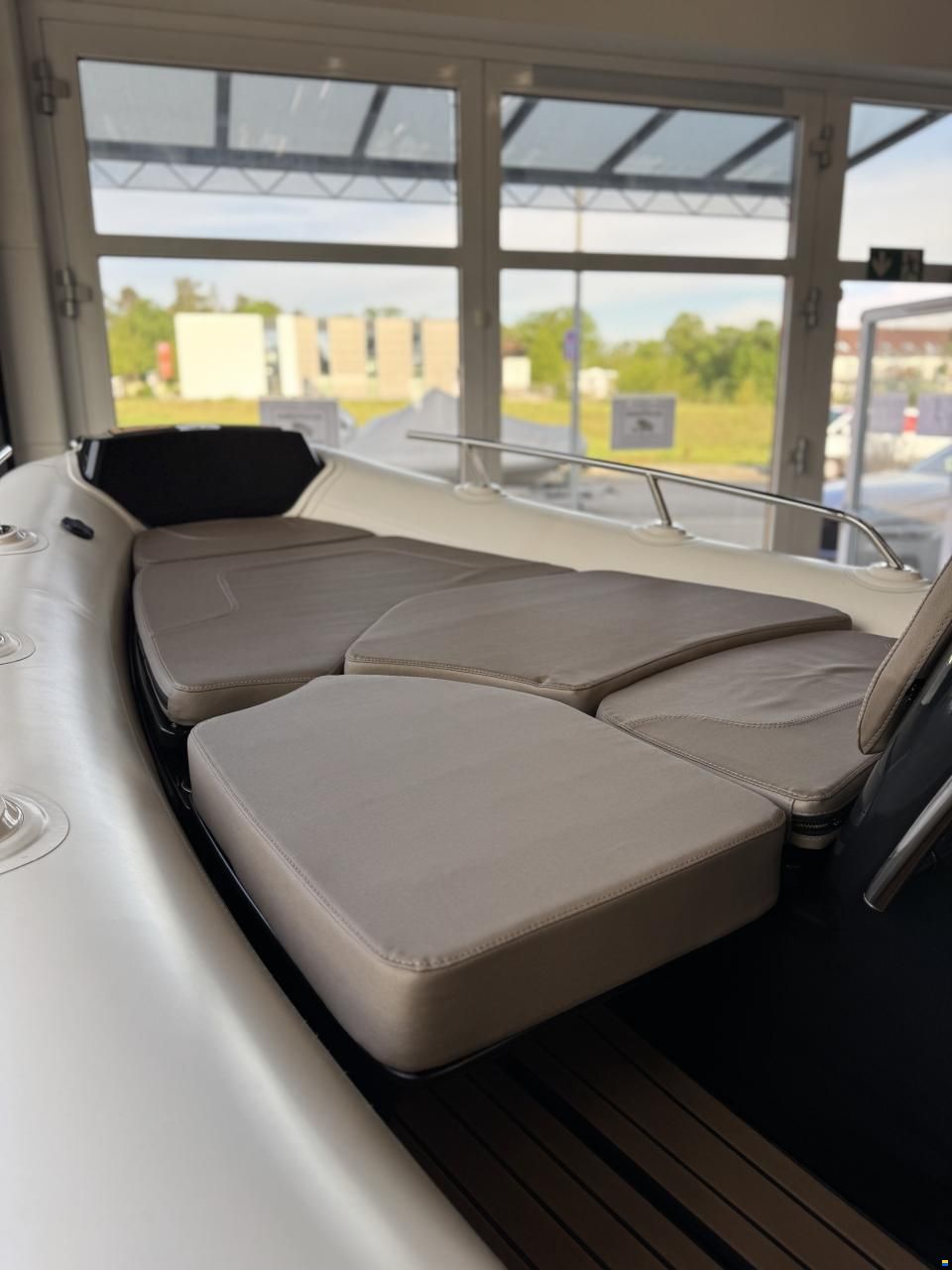 Grand Golden Line G500 Hypalon