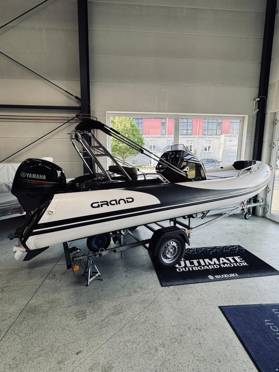 Grand Golden Line G500 Hypalon