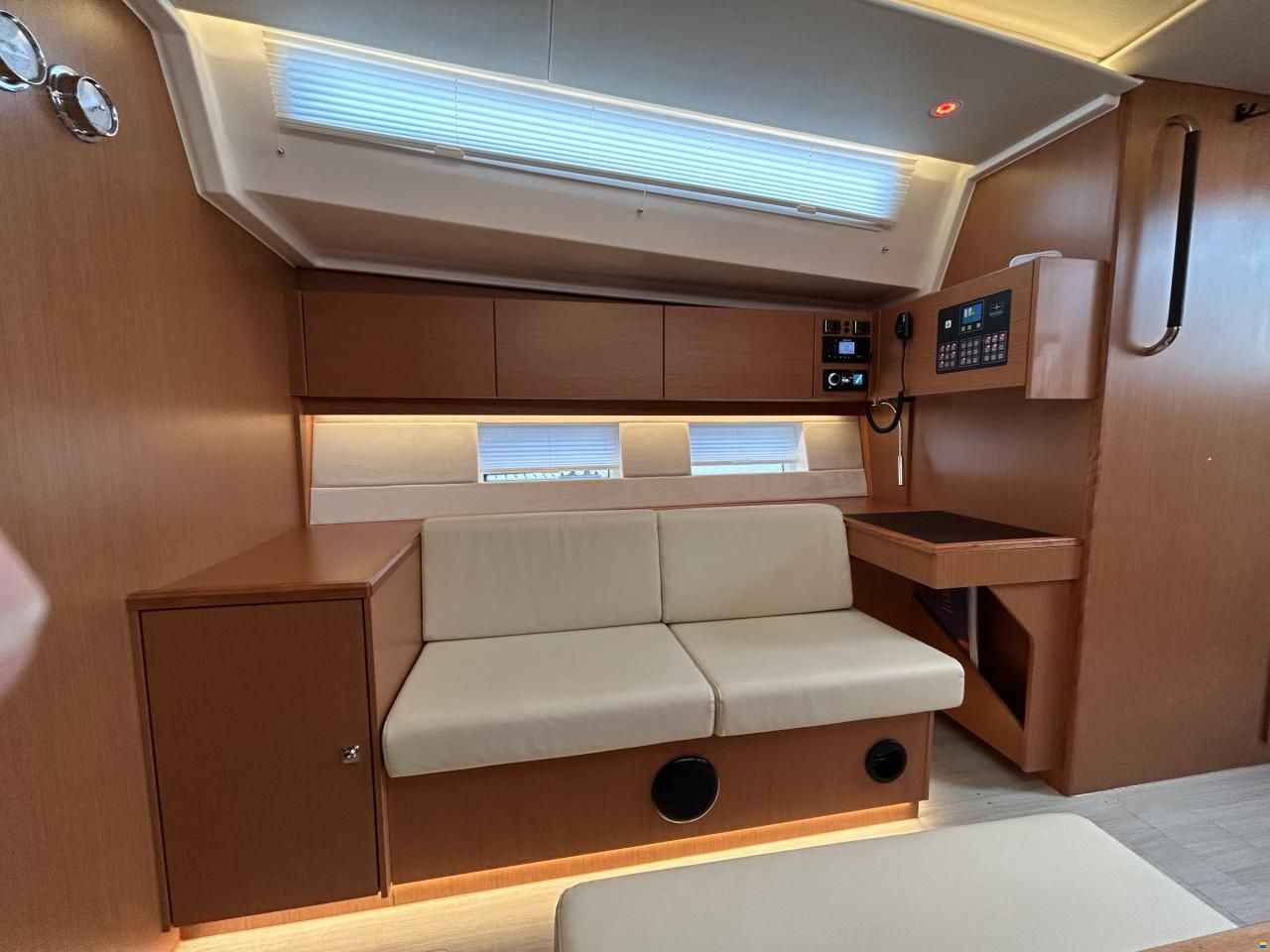 Bavaria C45 Style