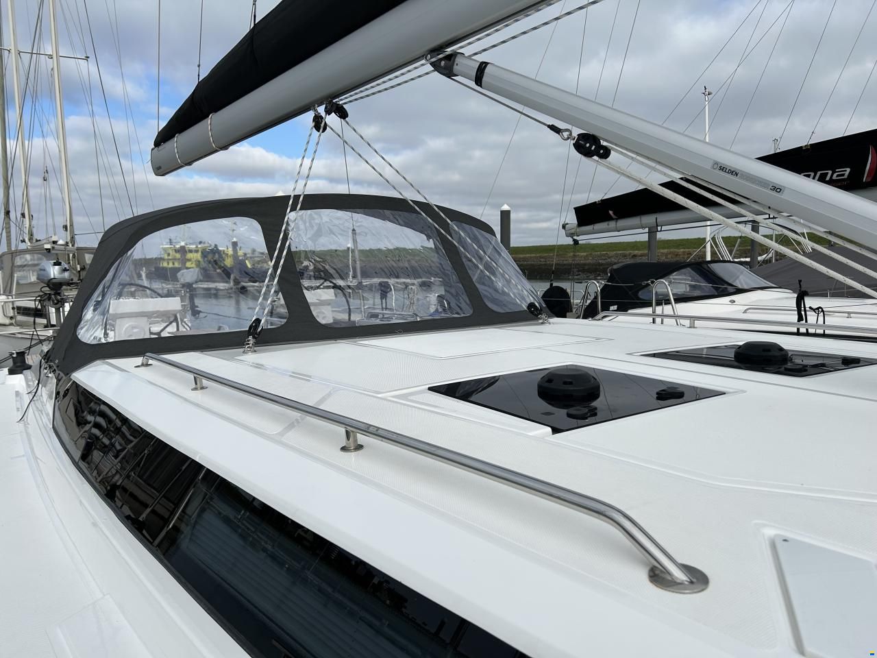 Bavaria C45 Style