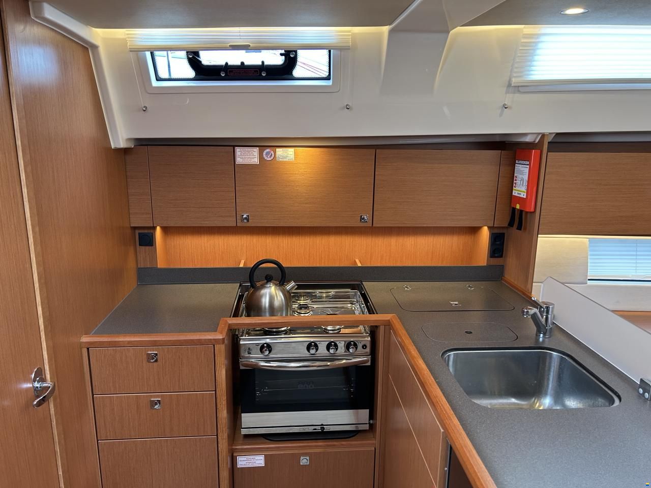 Bavaria C45 Style