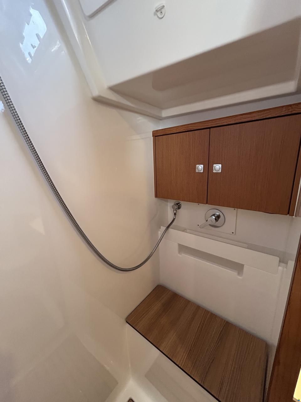Bavaria C45 Style