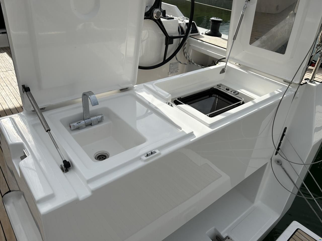 Bavaria C45 Style