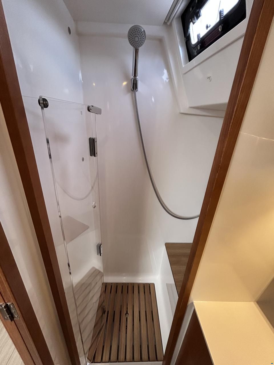 Bavaria C45 Style