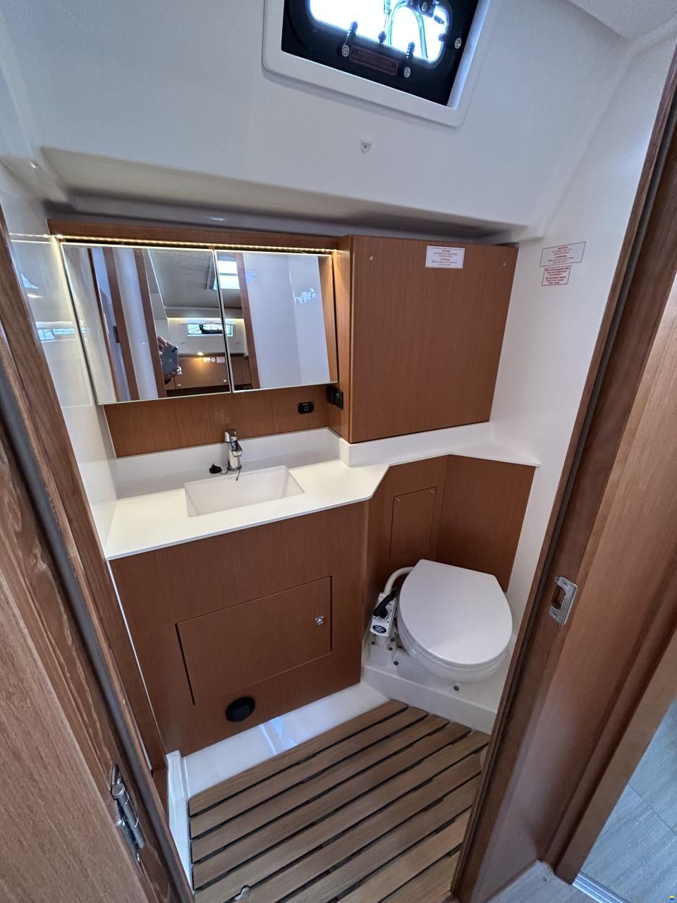 Bavaria C45 Style