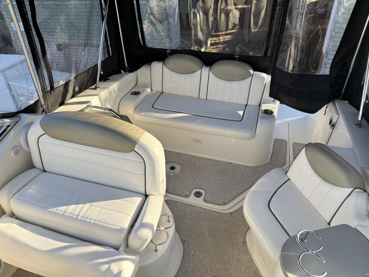 Sea Ray Sundancer 240
