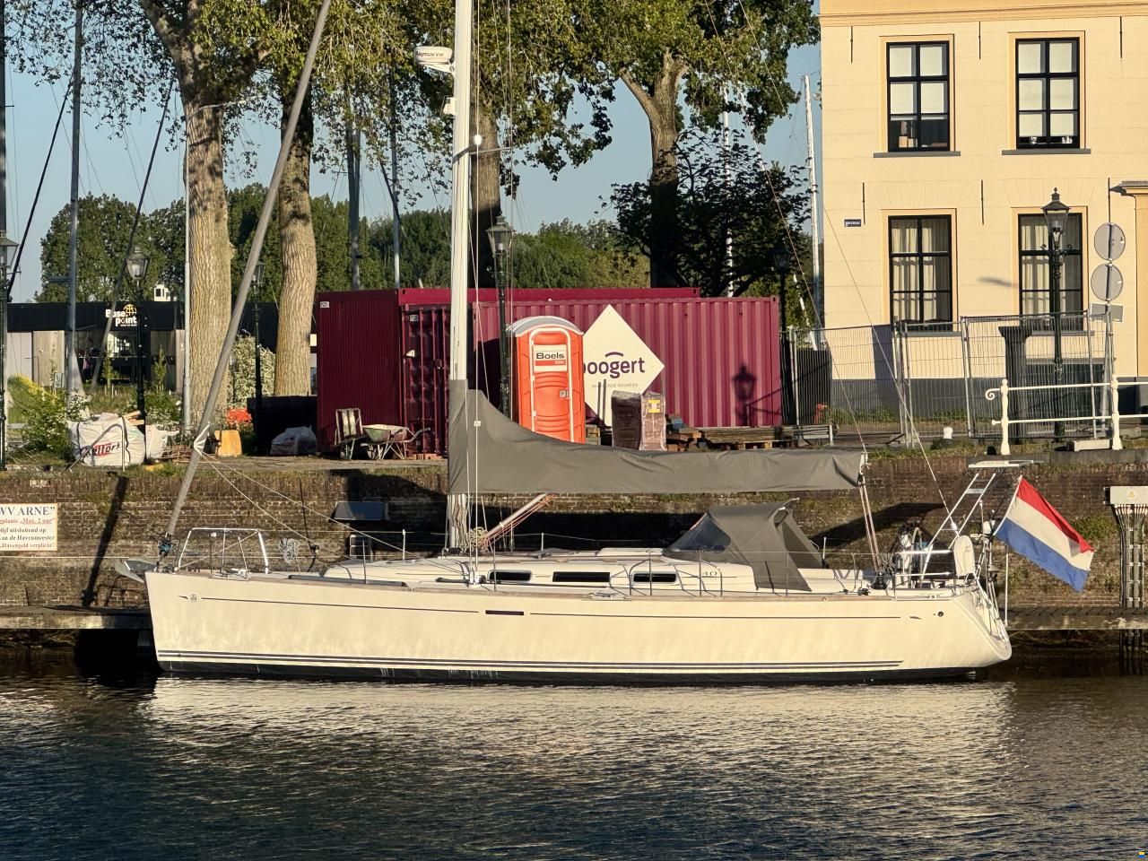 Dufour 40 Performance