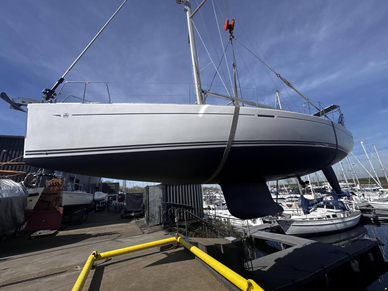 Dufour 40 Performance