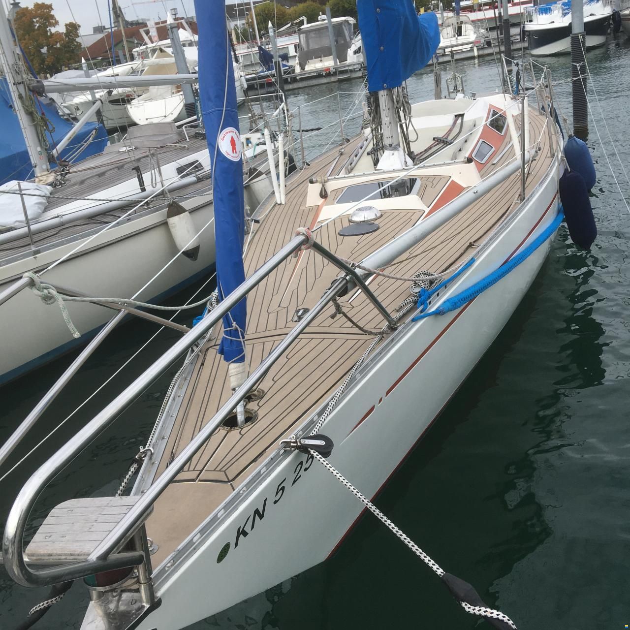 Helmsman Lady Helmsman