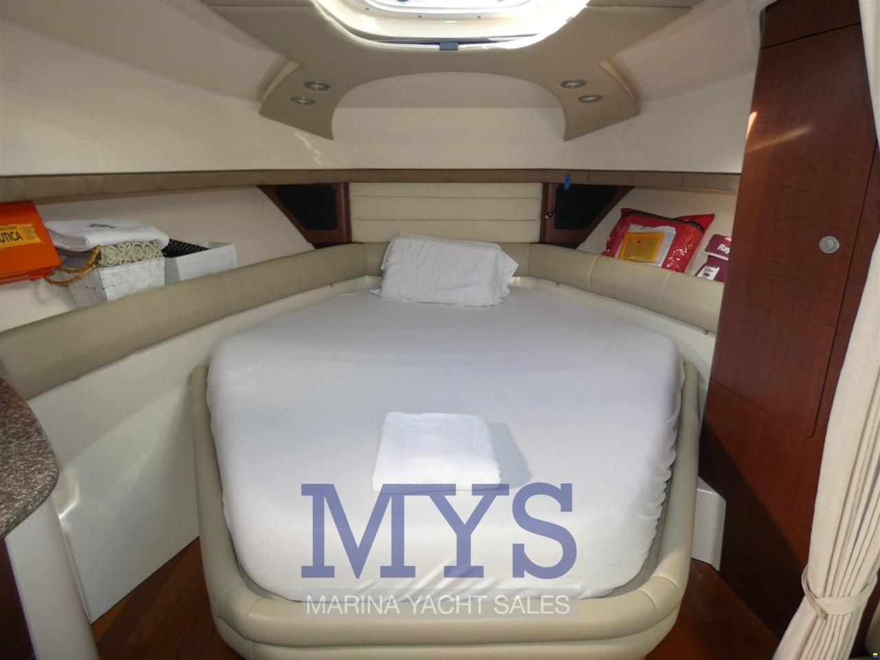 Boston Whaler 345 CONQUEST